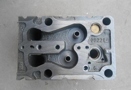 重汽發(fā)動(dòng)機(jī)配件價(jià)格