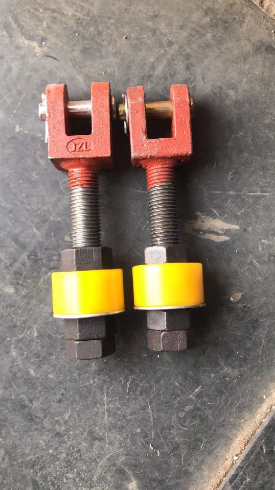 大箱螺絲桿 30粗 大箱螺絲桿 30粗