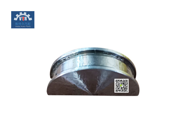 1003064B81D   半圓蓋  Cylinder head half round cover   wxdew  CA6DM2-42E3  engine  FAWDE J6