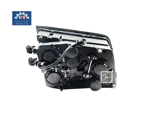 DZ97189723221  右前組合燈-晝行燈-2.jpg