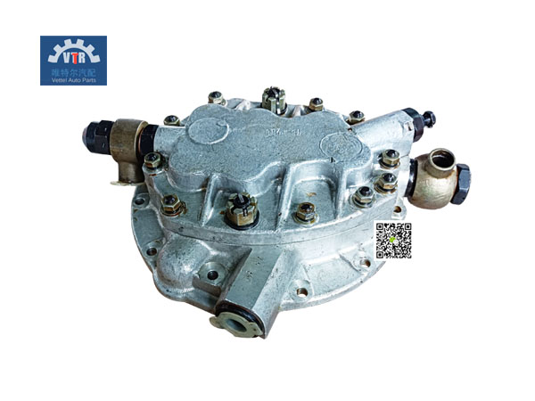 24.12.00   SB 3312-00-15  機油泵 Oil pump  發(fā)動機12V150  特種車Special vehicle