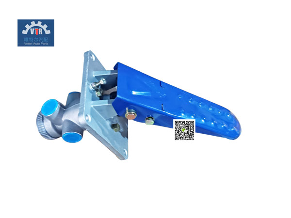 800901158  氣制動閥總成 Gas brake valve assembly  徐工裝載機(jī)  XCMG-LW300FN  重量：1.65kg